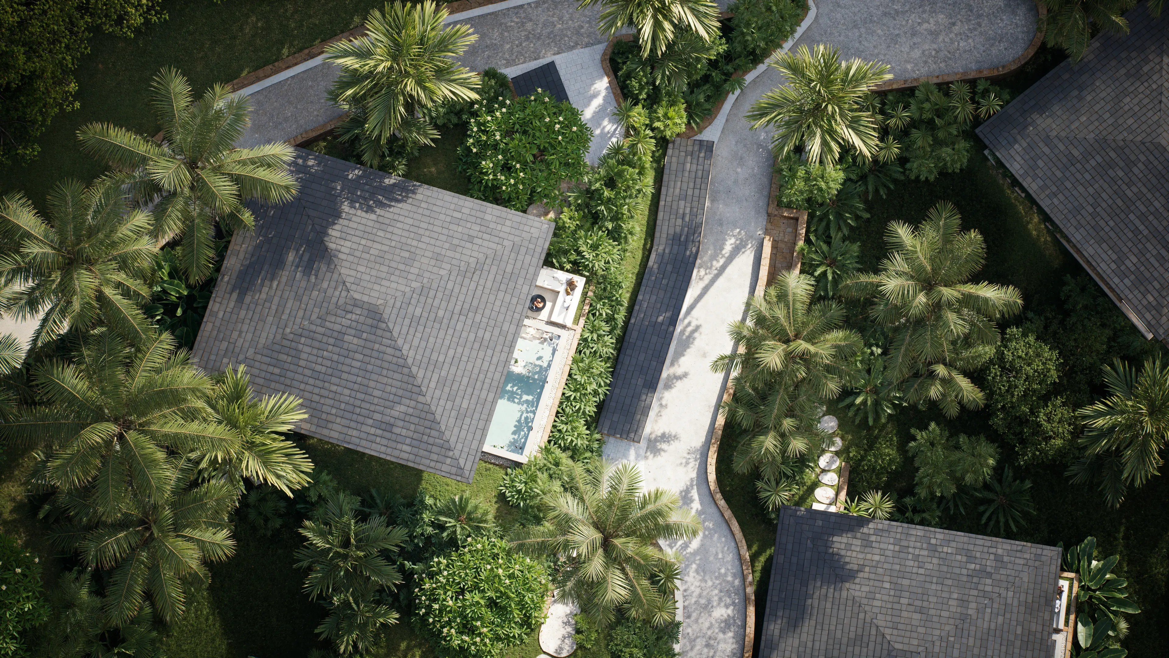 COLA LUXURY | 2BR — gallery image 6